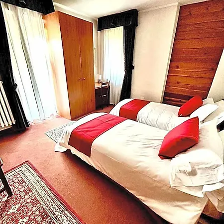 La Nigritella Hotell 3*